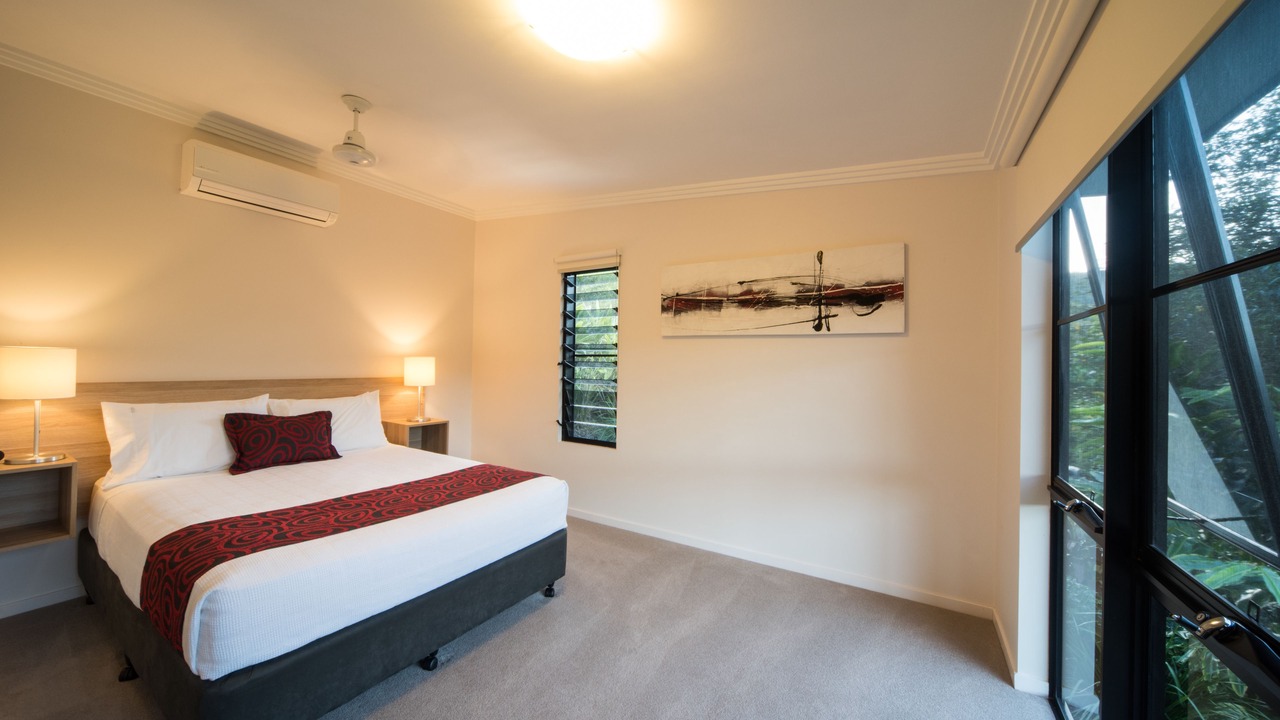 Photo of Bedroom in Palm Grove