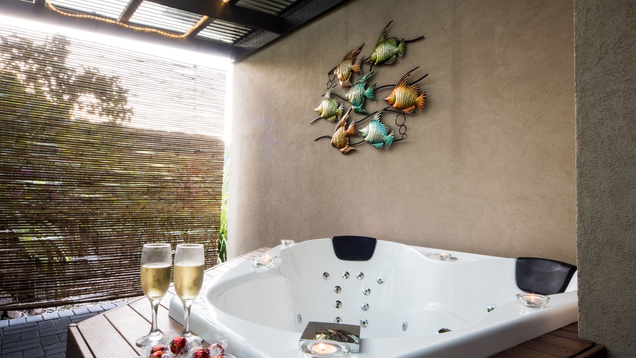 Photo of Bathroom in Palm Grove