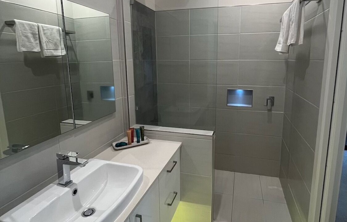Photo of Bathroom in Palm Grove