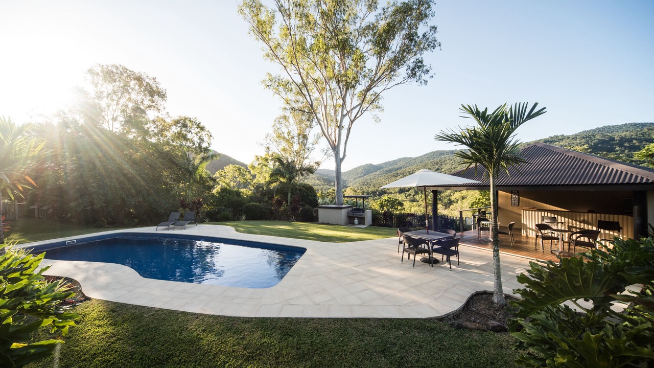 Photo of Outdoor in Palm Grove