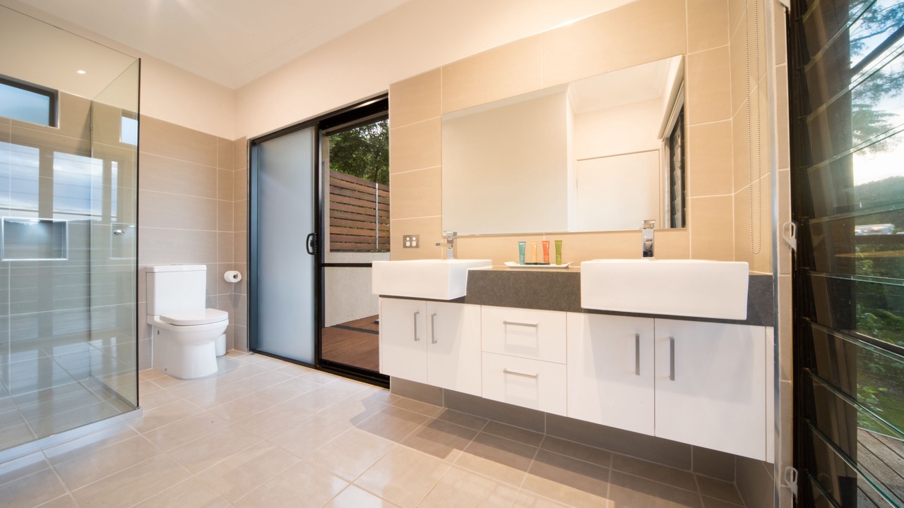 Photo of Bathroom in Palm Grove