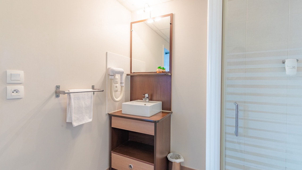 Photo of Bathroom in La Roche-sur-Yon