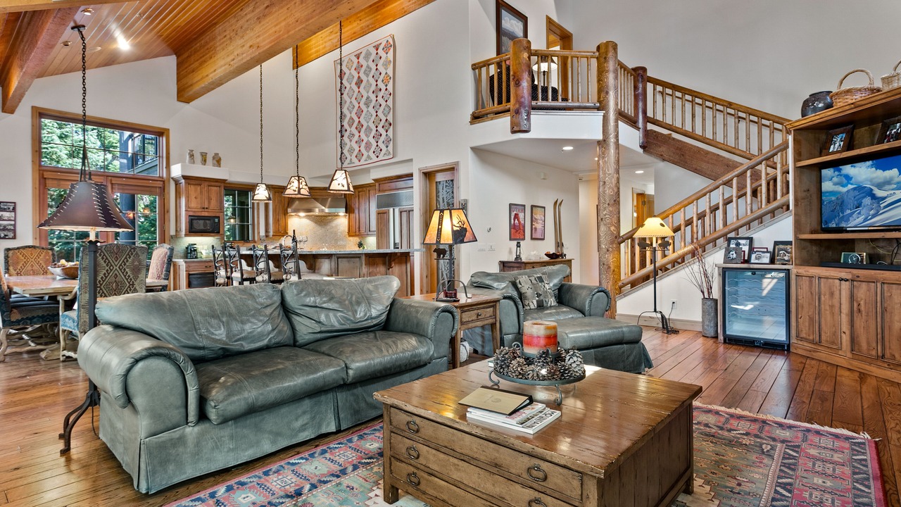 Photo of Livingroom in Deer Valley