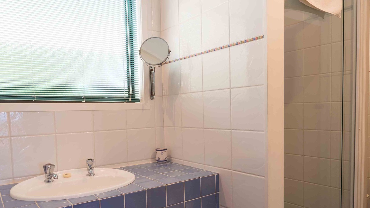 Photo of Bathroom in Coopers Beach