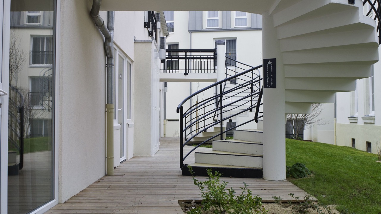 Photo of Patio Balcony in Talensac-Pont Morand