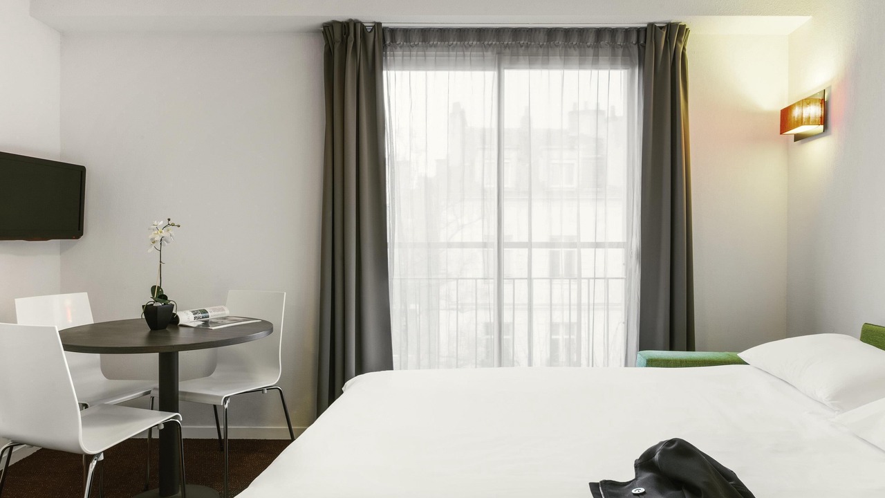 Photo of Bedroom in Talensac-Pont Morand