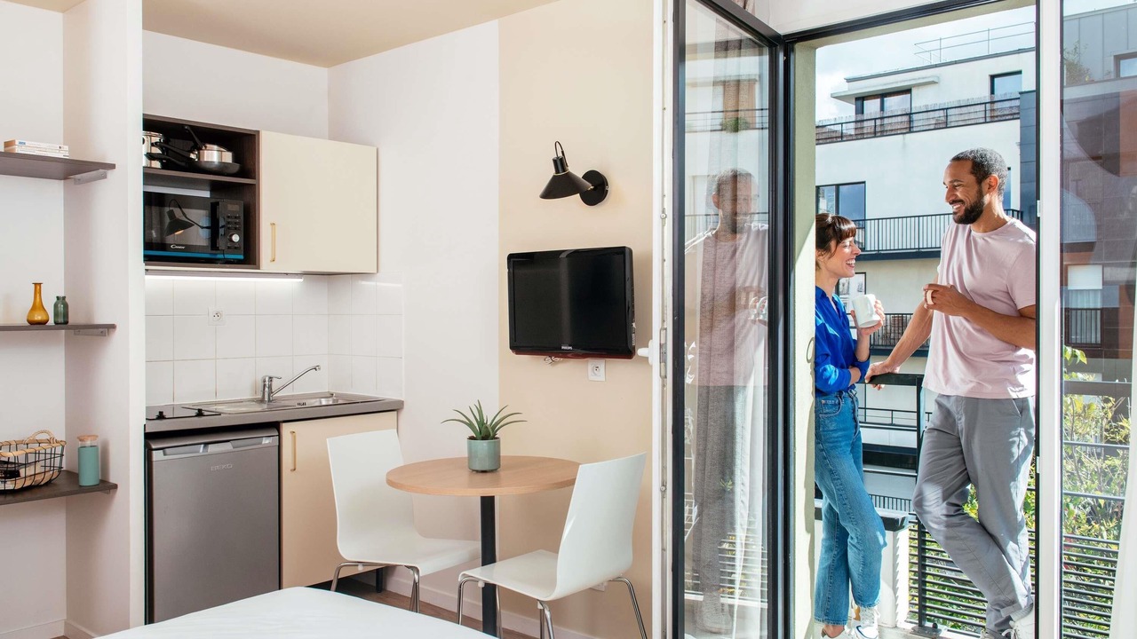 Photo of Bedroom in Asnieres-sur-Seine