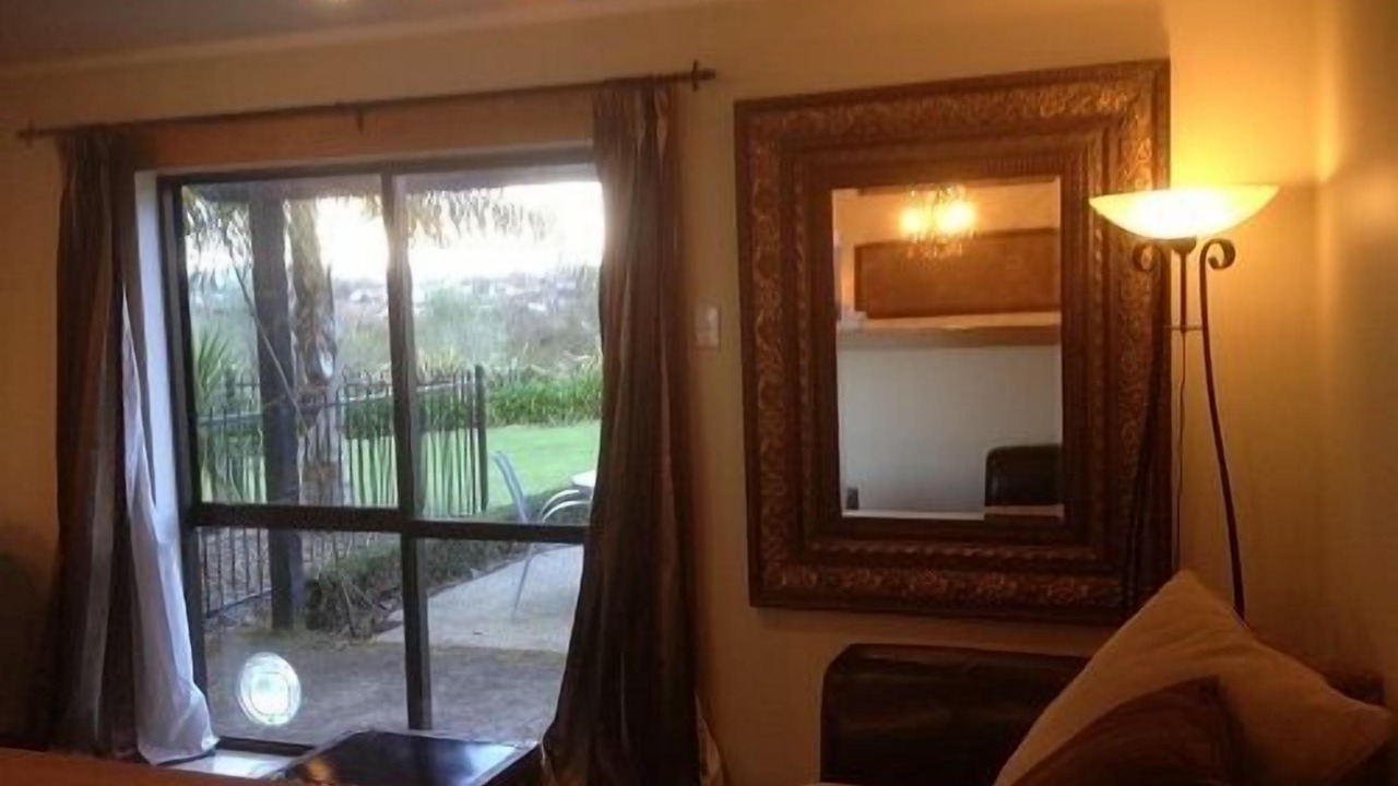 Photo of Livingroom in Leamington