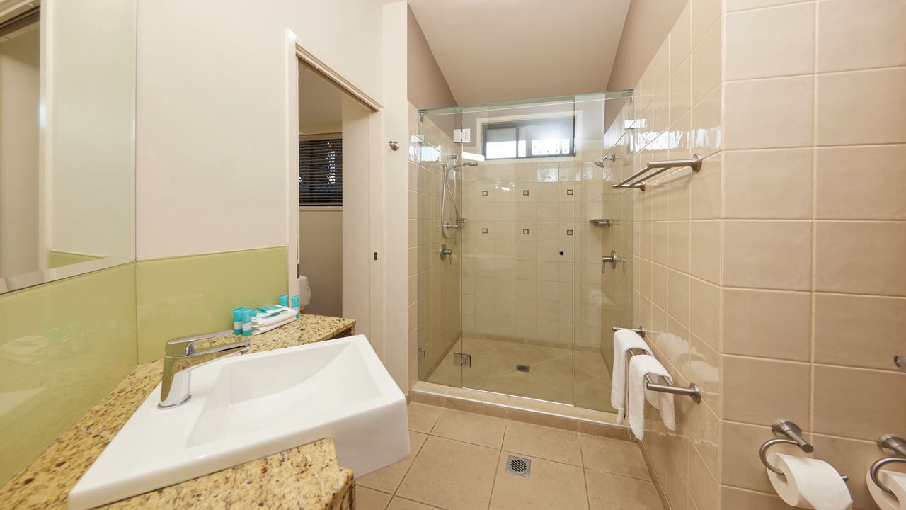 Photo of Bathroom in Eight Mile Plains