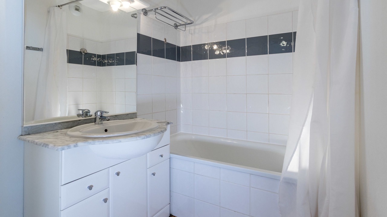 Photo of Bathroom in Allos