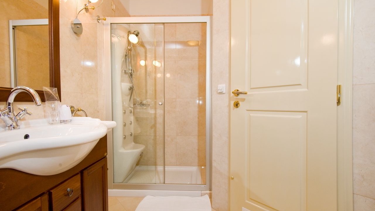 Photo of Bathroom in Brela