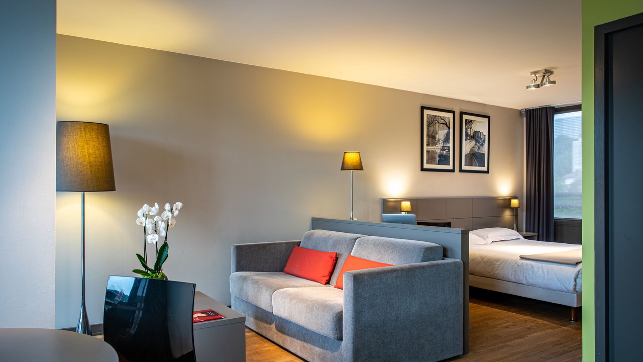 Photo of Bedroom in 9th Arrondissement