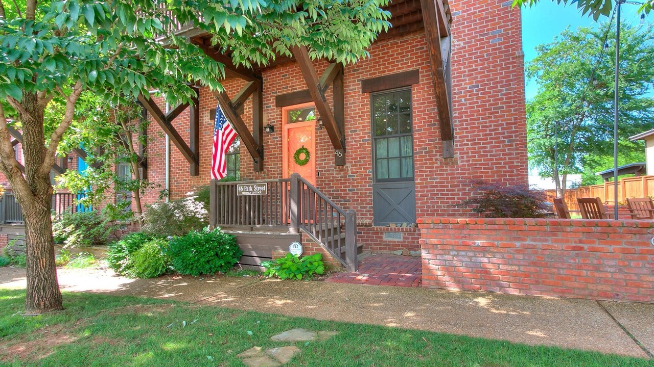 Photo of Outdoor in Carlton Landing