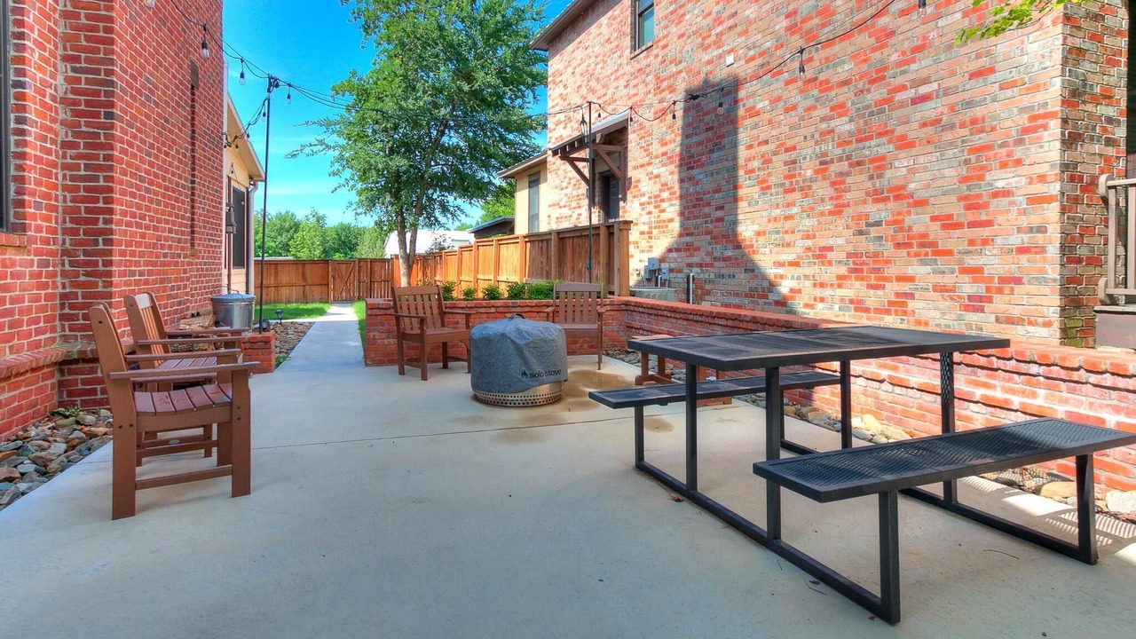 Photo of Outdoor in Carlton Landing