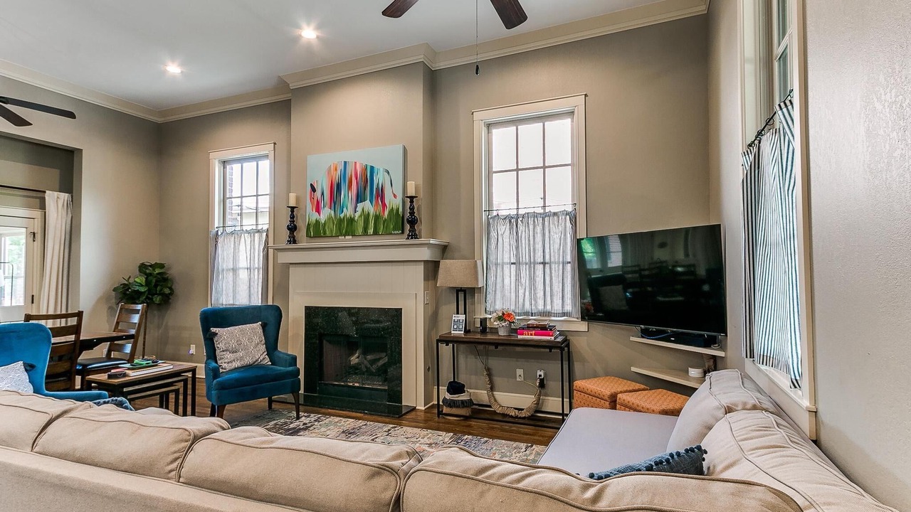 Photo of Livingroom in Carlton Landing