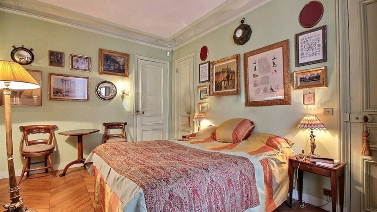 Photo of Bedroom in Notre Dame