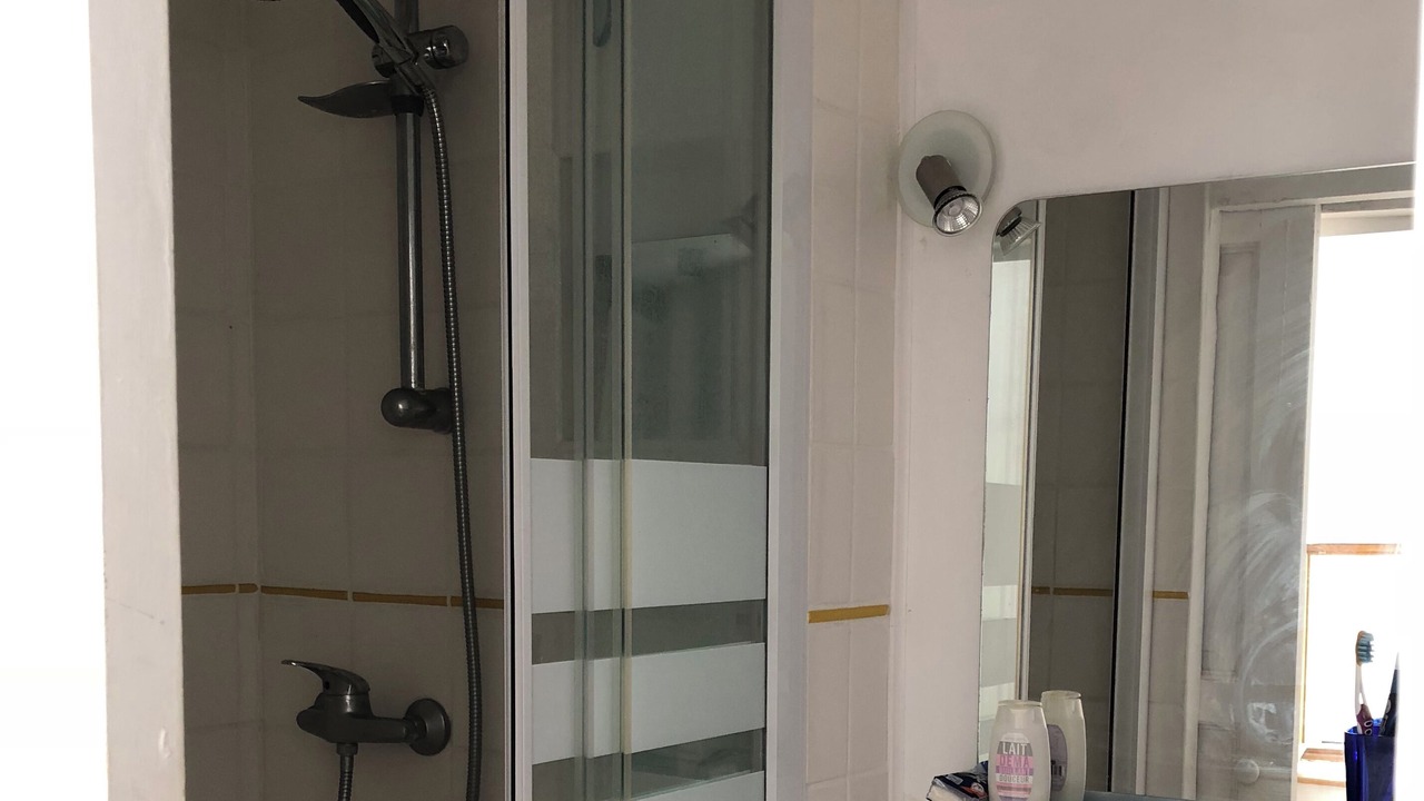 Photo of Bathroom in Cabrerolles