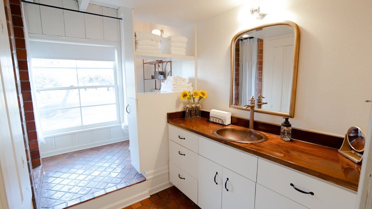 Photo of Bathroom in Mineral Wells