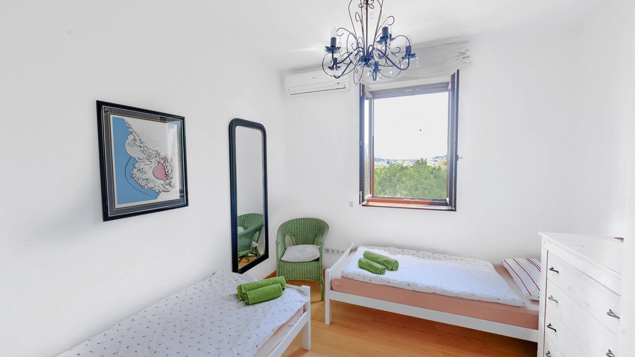 Photo of Bedroom in Murter
