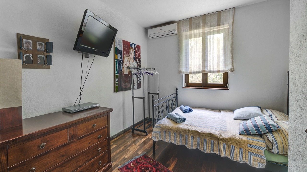 Photo of Bedroom in Murter