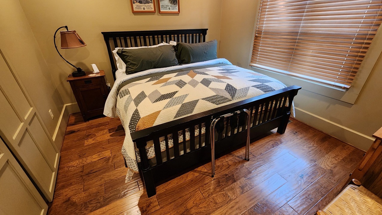 Photo of Bedroom in Heber Springs