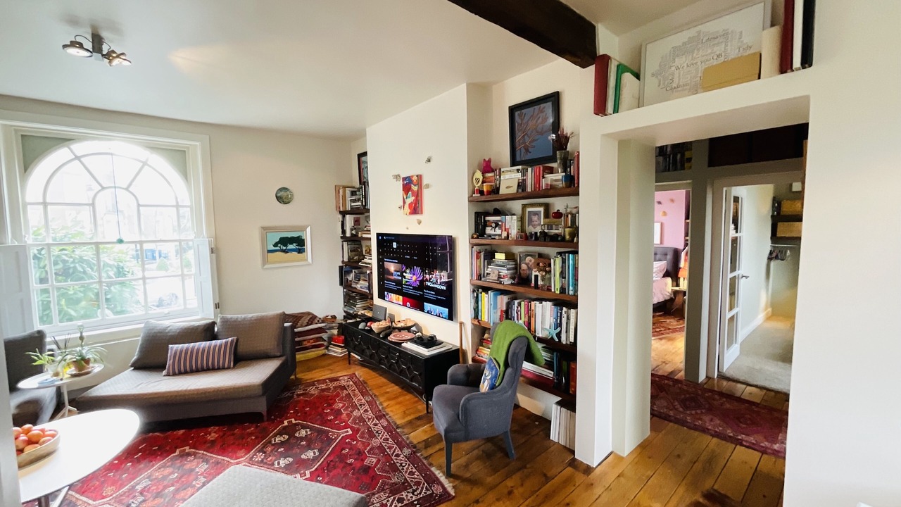 Photo of Livingroom in Camberwell Green