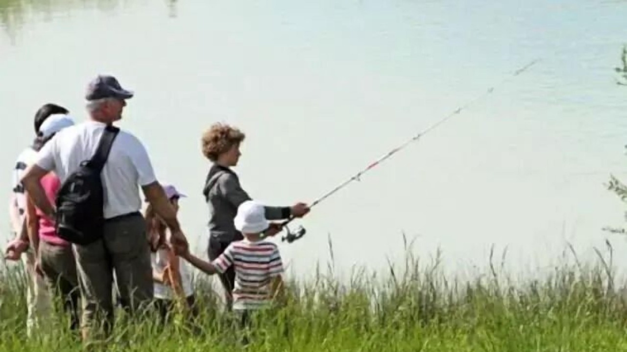 Photo of Others in Estipouy