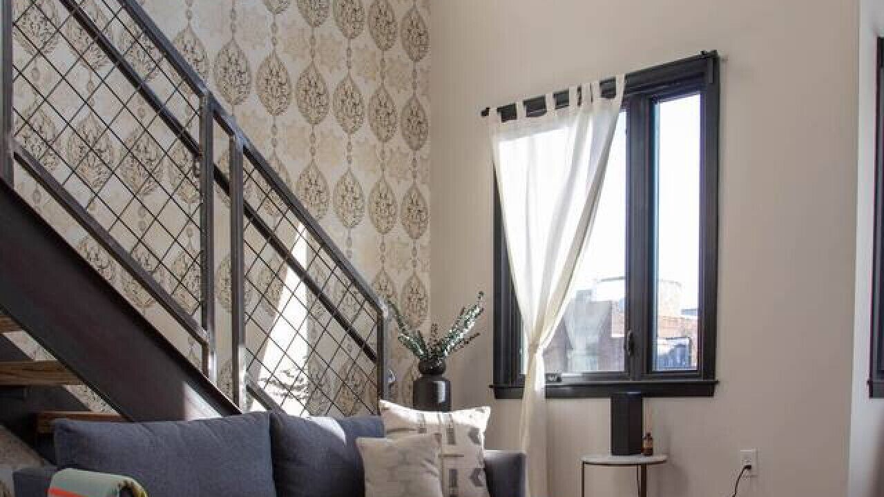 Photo of Livingroom in Center City