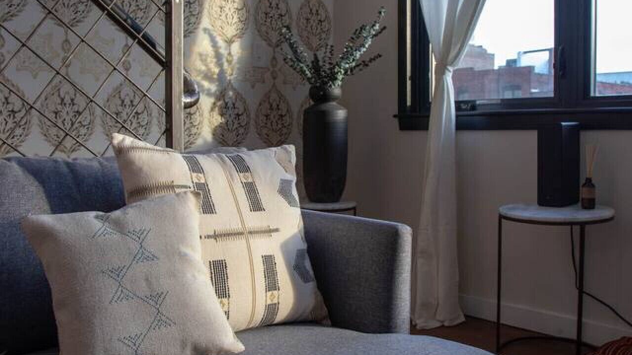 Photo of Livingroom in Center City