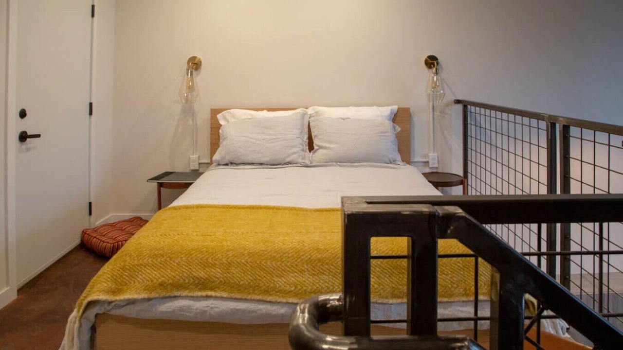 Photo of Bedroom in Center City