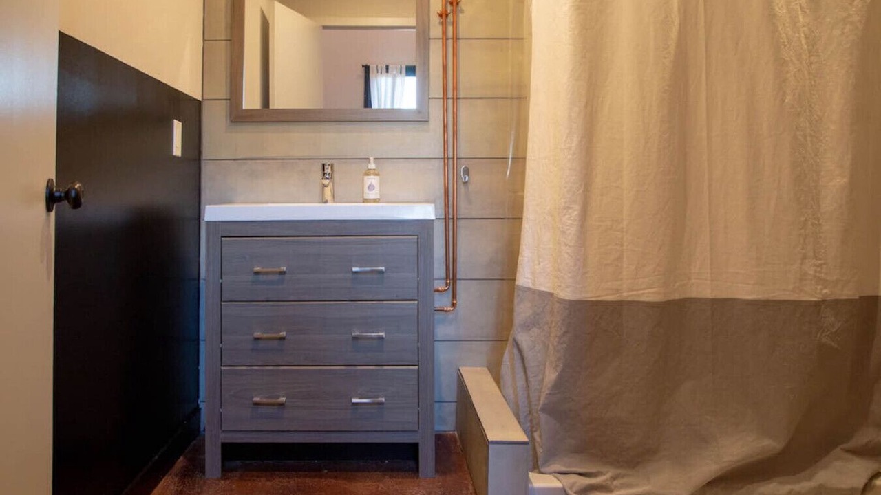 Photo of Bathroom in Center City