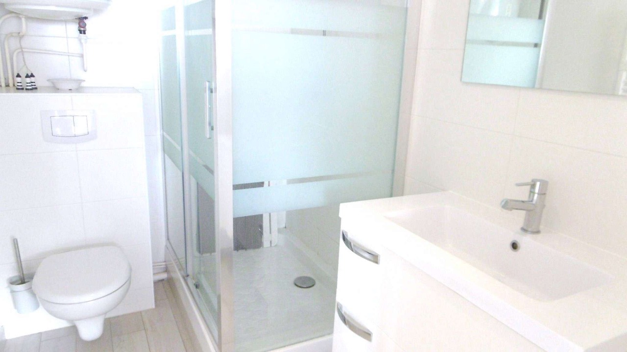 Photo of Bathroom in Saint-Jacques