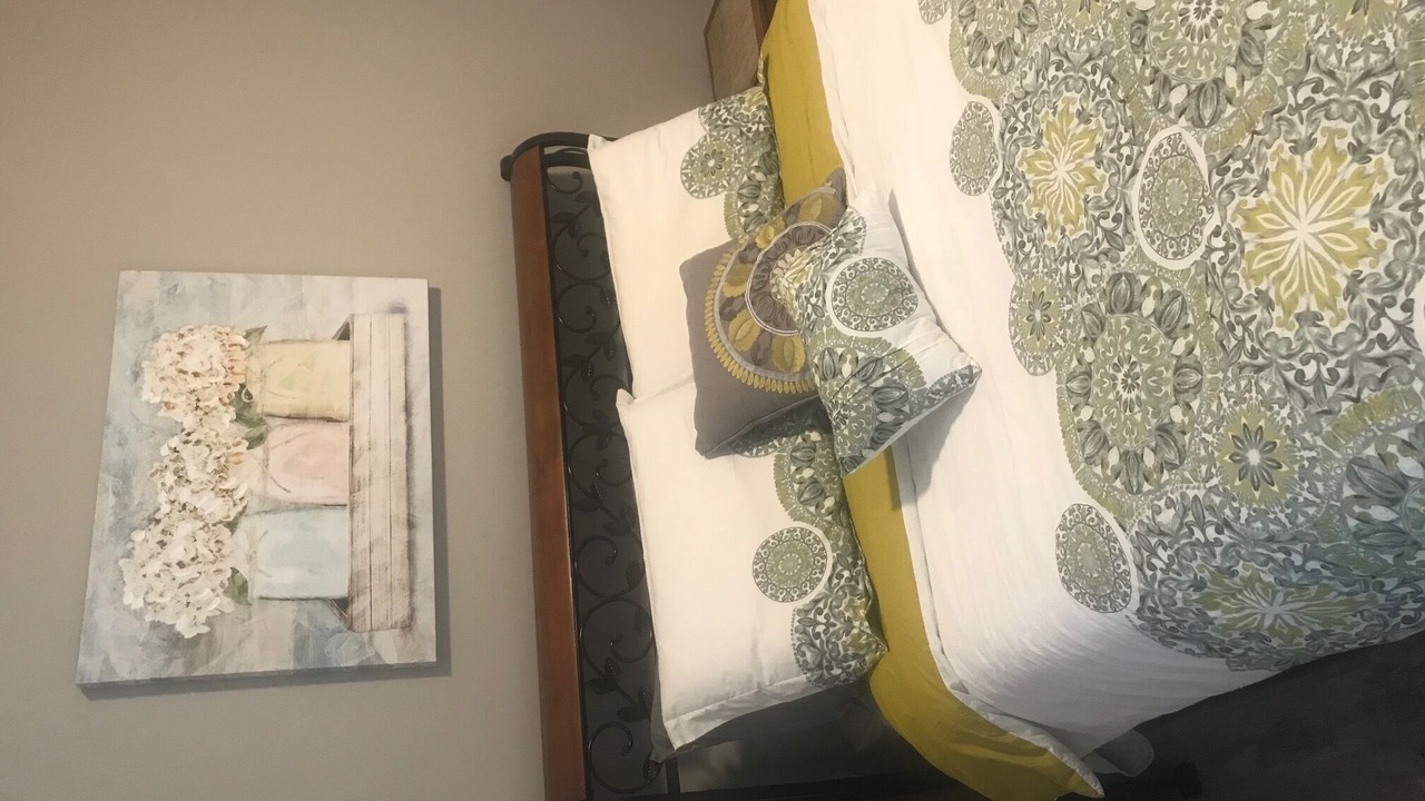 Photo of Bedroom in Hendersonville
