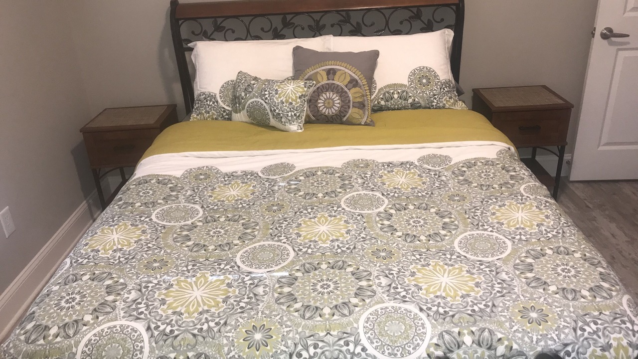 Photo of Bedroom in Hendersonville