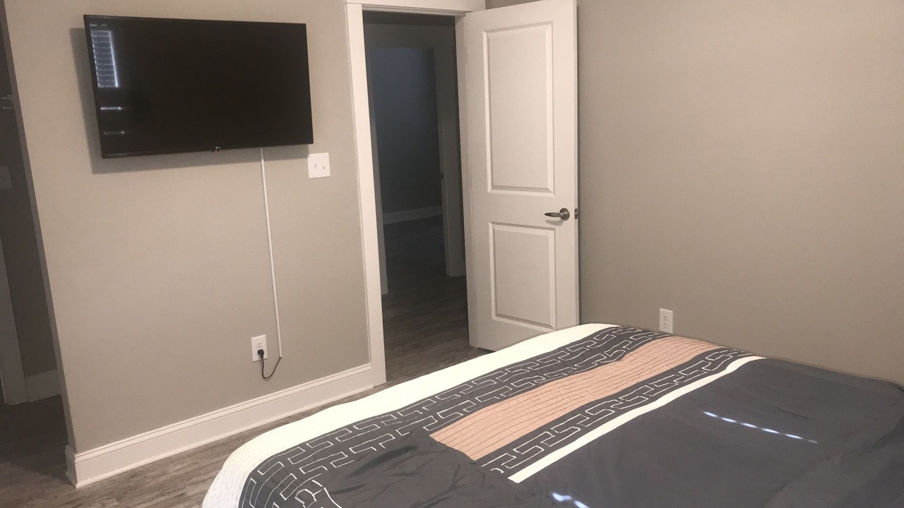 Photo of Bedroom in Hendersonville