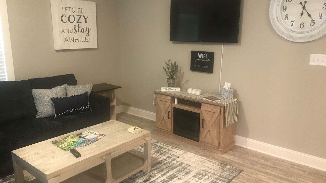 Photo of Livingroom in Hendersonville