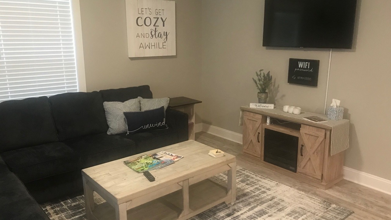 Photo of Livingroom in Hendersonville