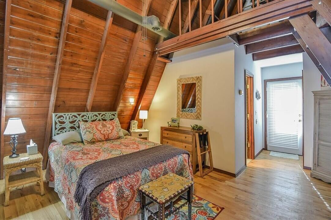 Photo of Bedroom in Dennis