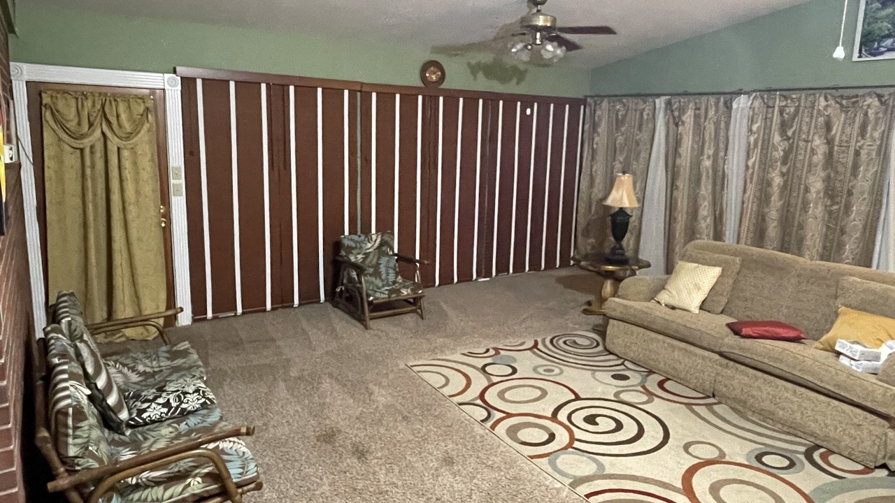 Photo of Livingroom in Spanish Lake