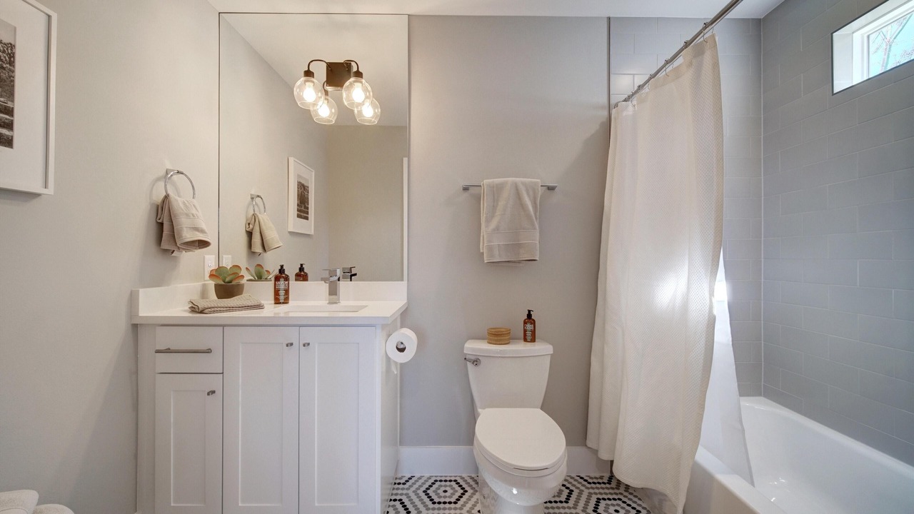 Photo of Bathroom in North Loop