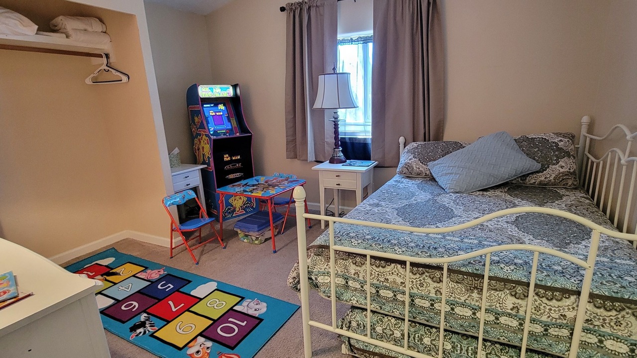 Photo of Bedroom in Fernley