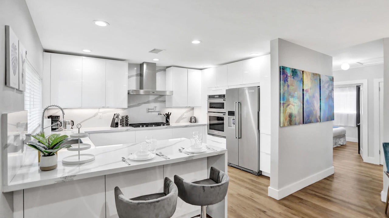 Photo of Kitchen in Hollywood Lakes