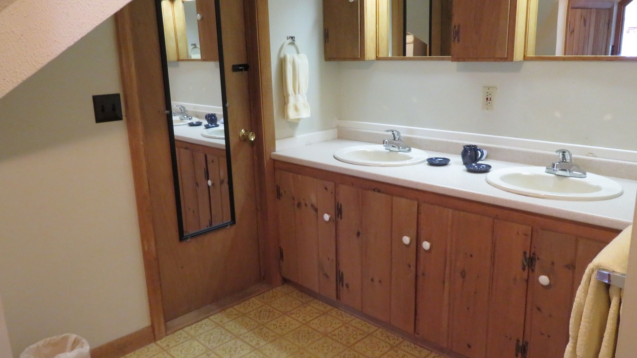 Photo of Bathroom in Herricks