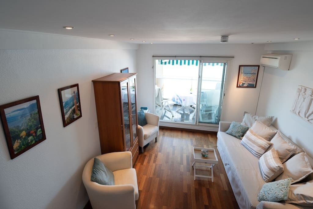 Photo of Others in La Californie