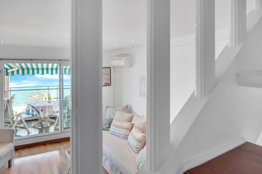 Photo of Others in La Californie