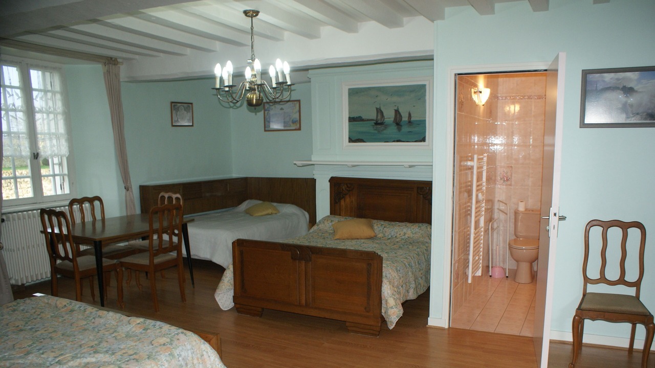 Photo of Bedroom in Saint-Meloir-des-Ondes