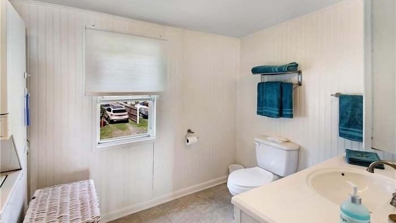 Photo of Bathroom in Momauguin