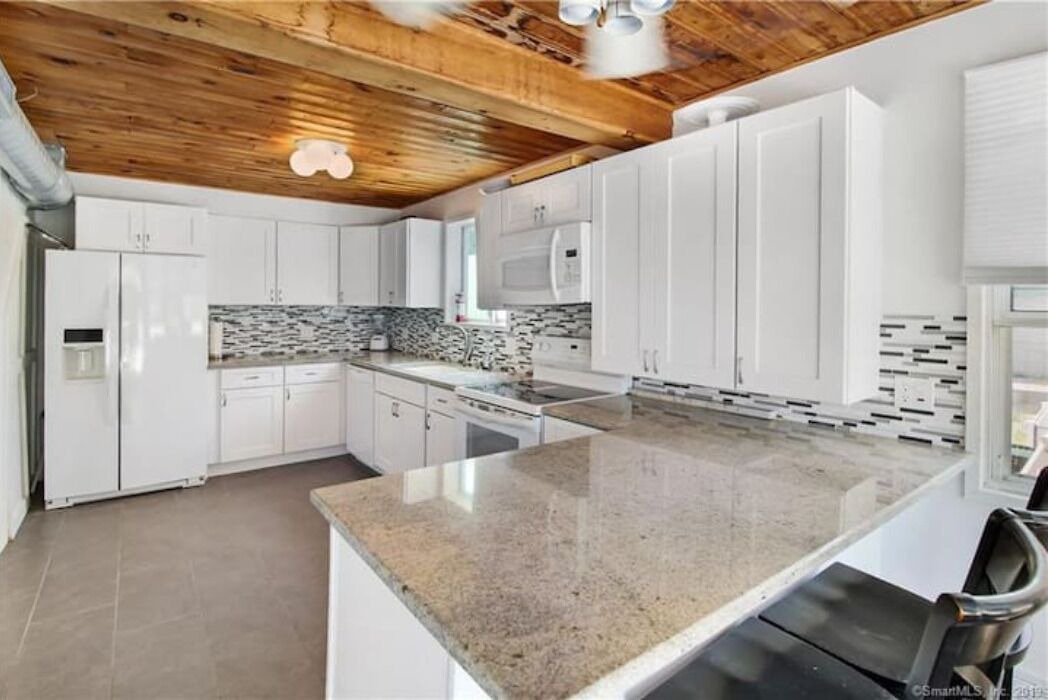 Photo of Kitchen in Momauguin