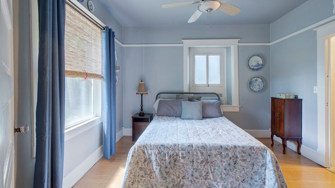 Photo of Bedroom in Grants Pass