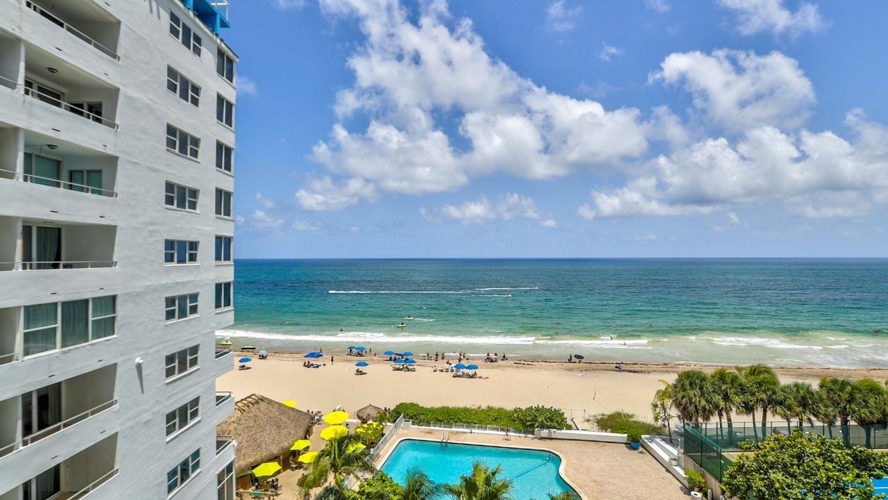 Photo of Others in Galt Mile